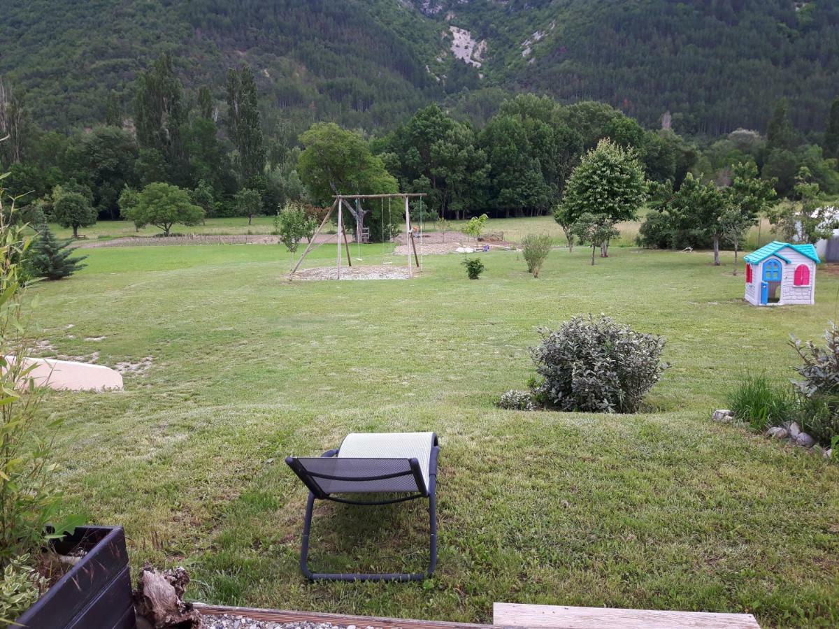 La Petite Maison 05 Trescleoux Экстерьер фото